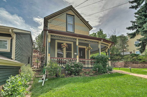 Photo 26 - Historic Manitou Springs Victorian: Walk Downtown