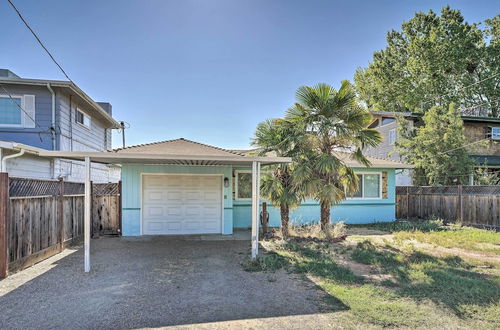 Photo 22 - Waterfront Cottage w/ Private Pool & Lake View