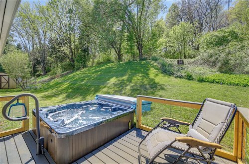 Photo 39 - Lakefront Kingsport Home w/ Private Hot Tub