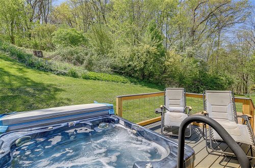 Photo 38 - Lakefront Kingsport Home w/ Private Hot Tub