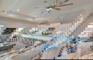 Foto 1 - Crystal Beach Home w/ Deck & Ocean Views