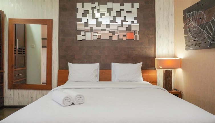 Photo 1 - Modern And Cozy Stay 1Br At Tamansari Semanggi Apartment