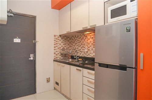 Photo 7 - Modern And Cozy Stay 1Br At Tamansari Semanggi Apartment