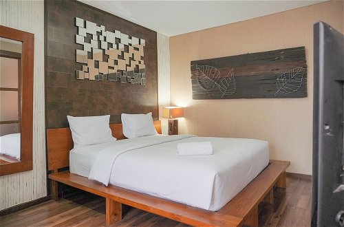 Photo 5 - Modern And Cozy Stay 1Br At Tamansari Semanggi Apartment