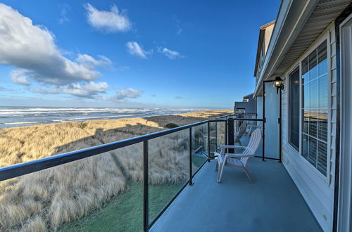 Foto 18 - Eagles View Condo in Ocean Shores w/ 3 Balconies