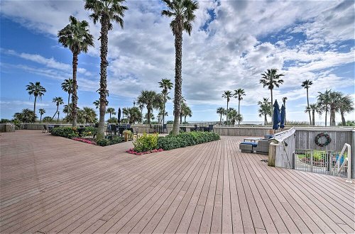 Photo 26 - Galveston Resort Condo w/ Heated Pool + Beach View