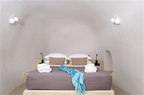 Foto 16 - SantorOia Luxury Suites