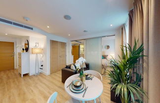 Foto 1 - Charming 1-bed Apartment in London