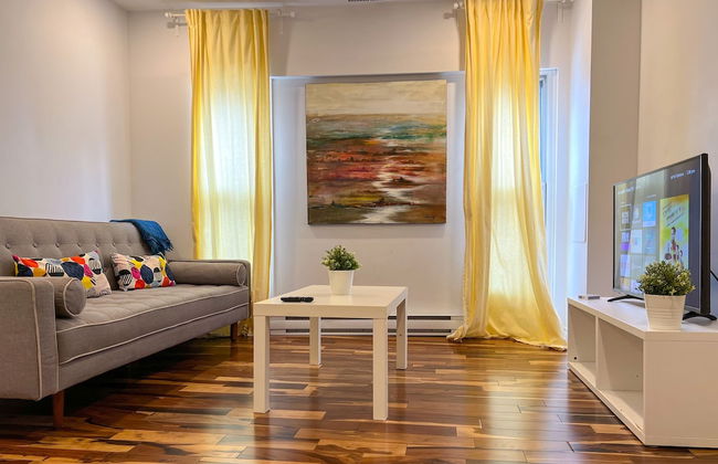 Chic Townhome with Garage Dt MTL - Photo 13