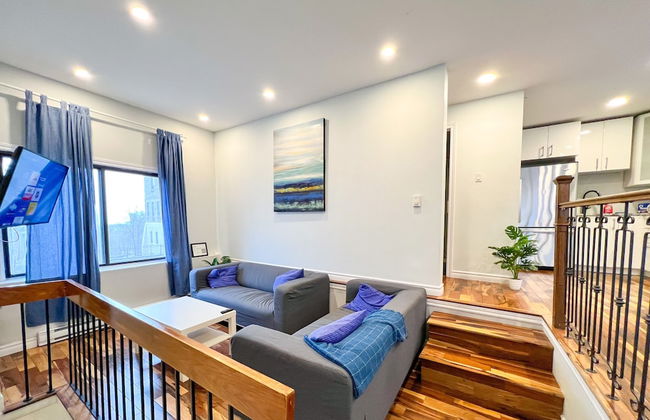 Chic Townhome with Garage Dt MTL - Photo 15