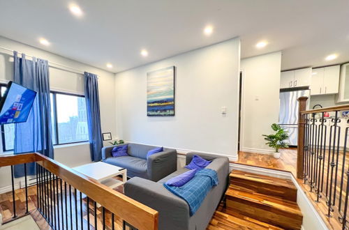 Photo 15 - Chic Townhome with Garage Dt MTL