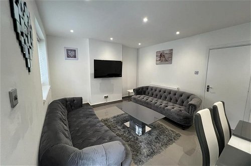 Foto 1 - Modern Executive 2-bed Apartment in London