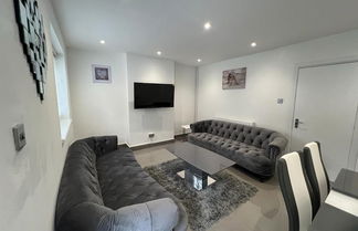 Foto 1 - Modern Executive 2-bed Apartment in London