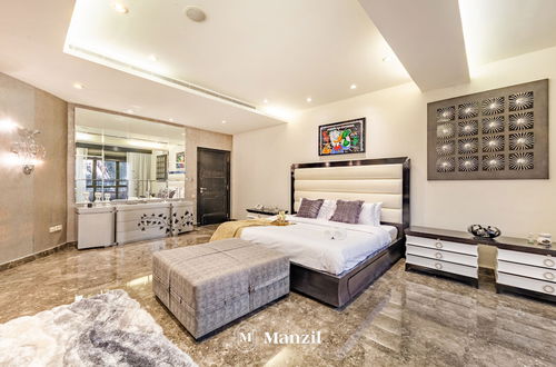 Photo 1 - Manzil - Signature 6BR Pool Villa in Palm Jumeirah