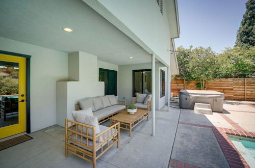 Photo 16 - Bakersfield Oasis: Private Pool, Hot Tub & Patio