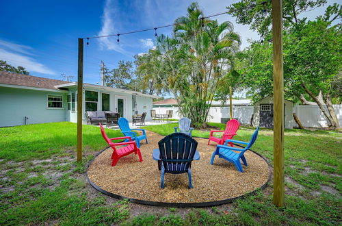 Foto 1 - Sunny Sarasota Home w/ Private Yard & Fire Pit