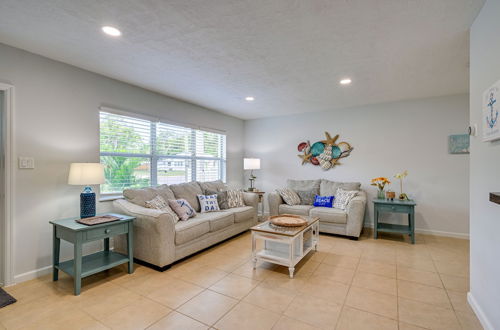 Photo 17 - Sunny Sarasota Home w/ Private Yard & Fire Pit