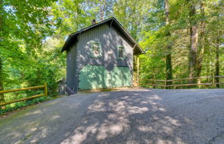 Photo 3 - Log Cabin Rental Near Table Rock State Park