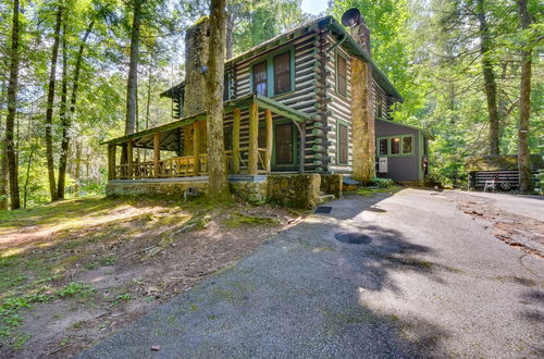 Photo 4 - Log Cabin Rental Near Table Rock State Park