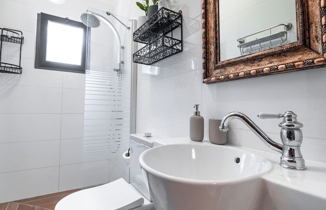 Artistic Vac Villa w pool by Sea N' Rent - Foto 39