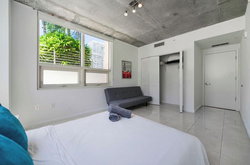 Photo 3 - Awesome Family Apt W Pool Midblock Miami