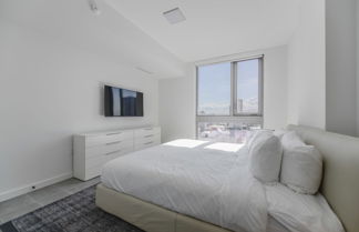 Photo 2 - Amazing Downtown Apt with good view