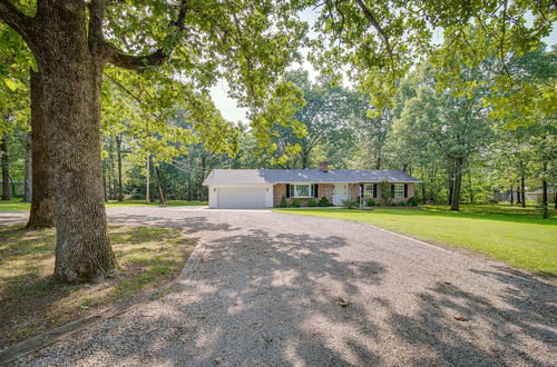 Photo 20 - Cozy Cranfield Cottage ~ 2 Mi to Norfork Lake