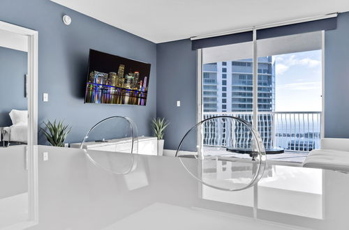 Photo 8 - High-End Condo in Glamorous Brickell