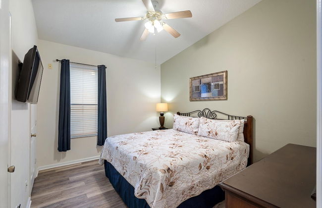 8104 fan Palm way - Photo 4
