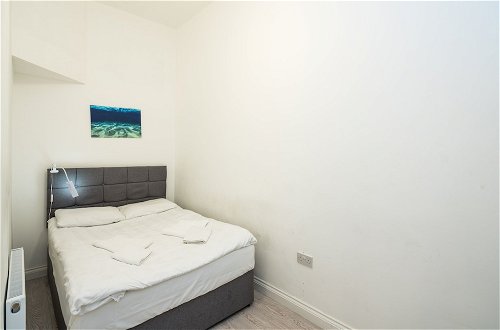 Photo 2 - 3 Beds, Opposite Museums, Harrods, Hyde Park