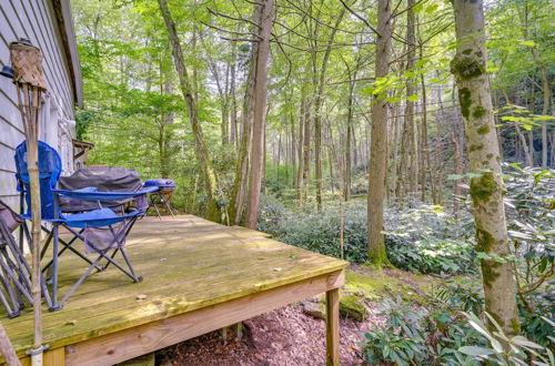 Photo 13 - Serene Centre Hall Cabin w/ Stream On-site