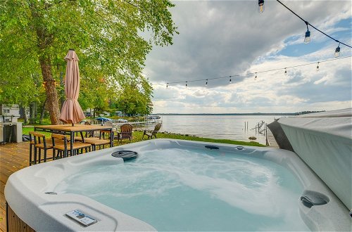 Photo 19 - Kalkaska Retreat: Private Hot Tub, Dock, Fireplace