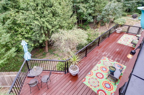 Photo 3 - La Center Vacation Rental w/ Deck & Hot Tub Access