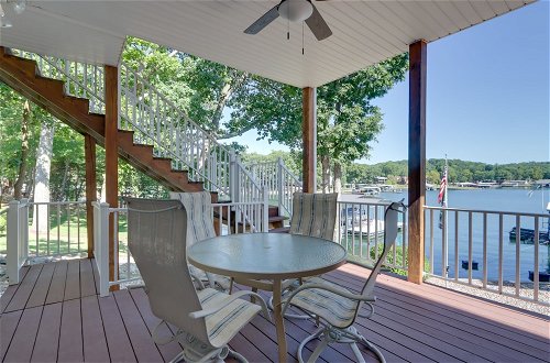 Foto 2 - Lakeside Gravois Mills Home w/ Boat Slip + 4 Decks