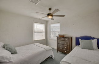 Photo 2 - Wildwood Crest Vacation Rental - Walk to Beach