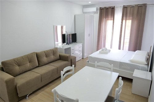 Foto 4 - Lux Apartments