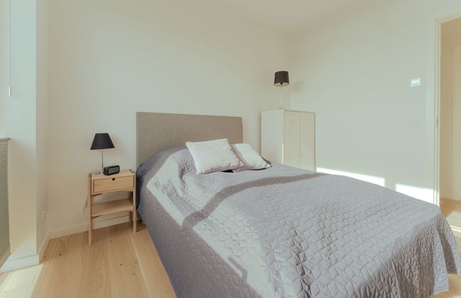 Experience Luxury Living With A Great View - Photo 5