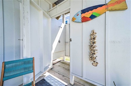Photo 7 - Bright Coastal Abode With Porch & Beach Access