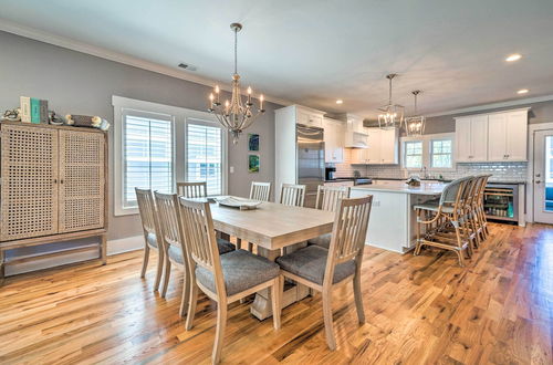 Photo 32 - Bright Coastal Abode With Porch & Beach Access