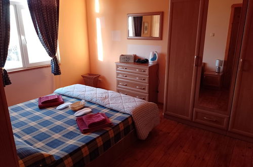 Photo 4 - Cozy Kramolin Vila With 3 Bedrooms