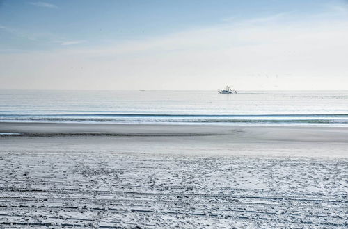 Photo 18 - Coastal Surfside Beach House: Walk to the Ocean