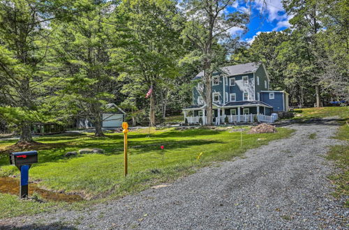 Foto 37 - Stunning South Fallsburg Home w/ Pool & Deck