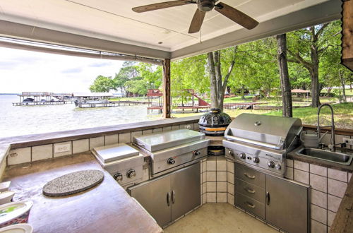 Photo 8 - Lakefront Mabank Retreat w/ Dock + Boat House