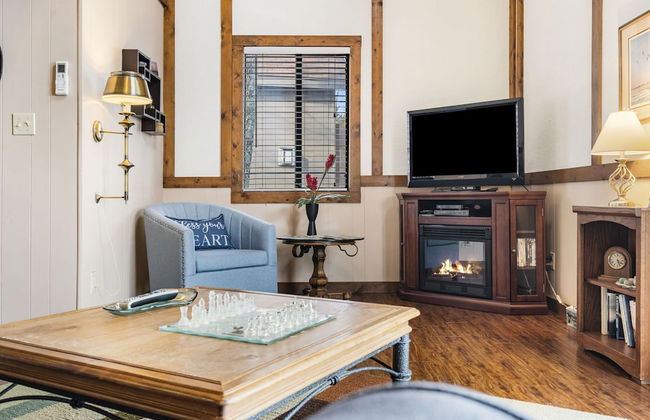 Skipjack Cottage Branson - Photo 19