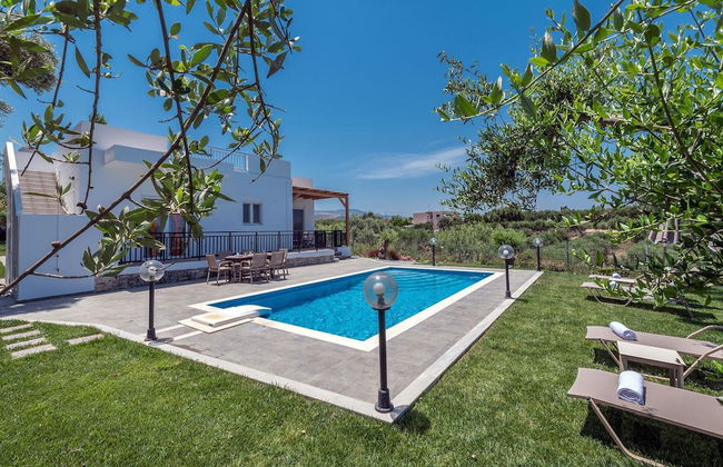 Villa Guinevere-with Private Pool - Foto 6