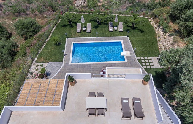 Villa Guinevere-with Private Pool - Foto 38