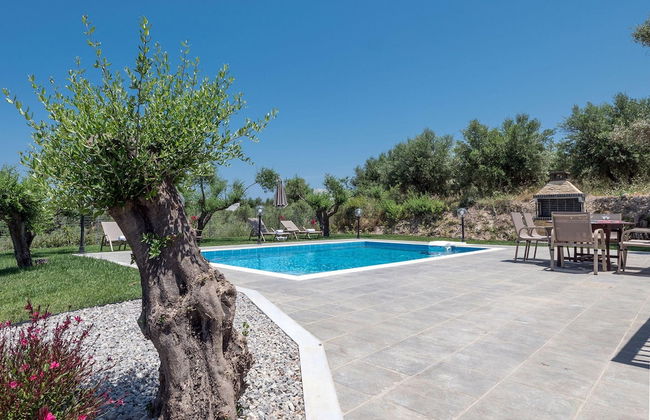 Villa Guinevere-with Private Pool - Foto 5