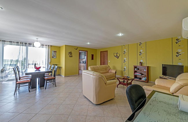 Villa Guinevere-with Private Pool - Foto 16