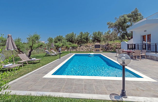 Villa Guinevere-with Private Pool - Foto 4