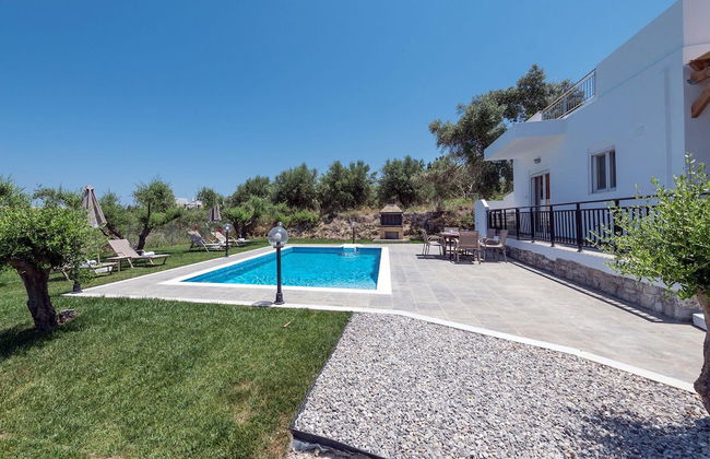 Villa Guinevere-with Private Pool - Foto 34